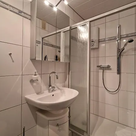 Vier Jahreszeiten 4-29 * Großenbrode