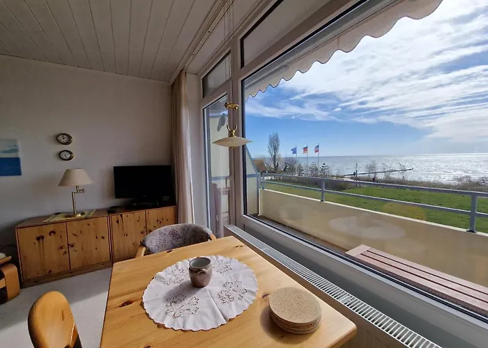 Vier Jahreszeiten 4-29 * Großenbrode